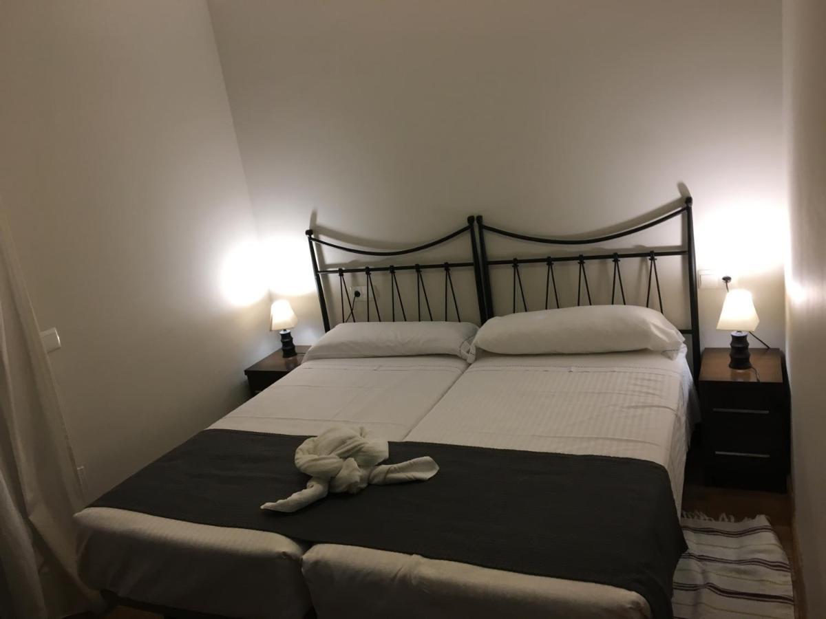 Jardin San Pelayo Apartment Niembro Luaran gambar